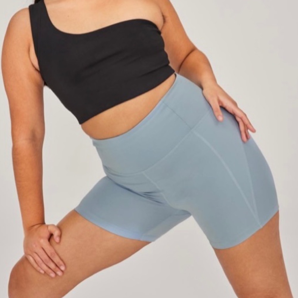 Girlfriend Collective High Rise Biker Shorts in Dew BLUE - SIZE SMALL